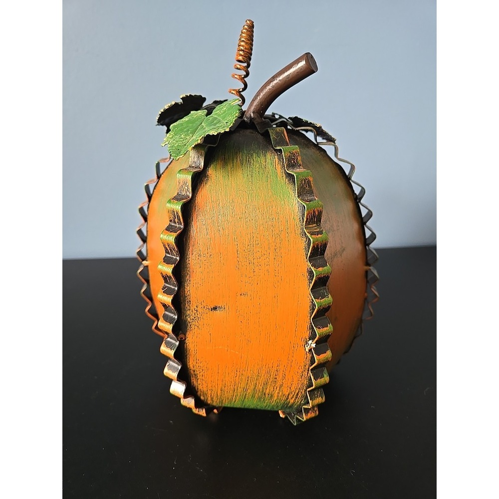 Metal Fall Harvest Pumpkin with Leaves ~ Tabletop‎ Centerpiece Home Decor - Picture 5 of 10
